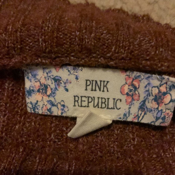 brown sweater with colourful stripes - Picture 3 of 3